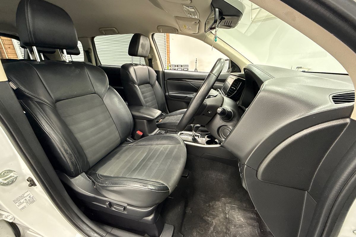 2019 Mitsubishi Outlander LS ZL
