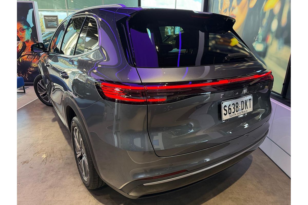 2025 Geely Starray EM-i Complete P145