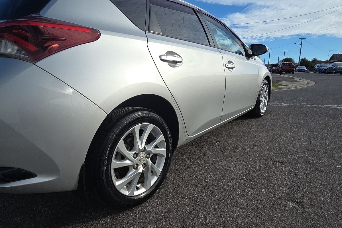 2017 Toyota Corolla Ascent Sport ZRE182R