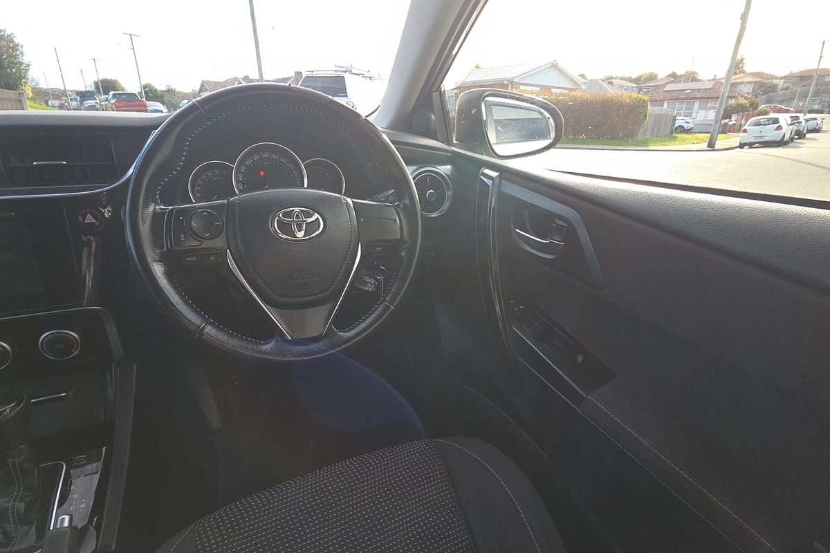 2017 Toyota Corolla Ascent Sport ZRE182R