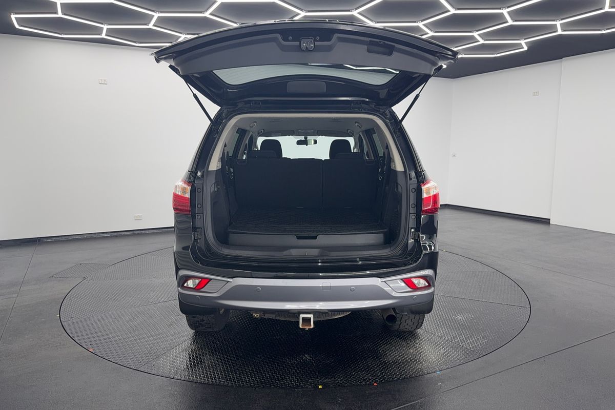2018 Isuzu MU-X LS-U