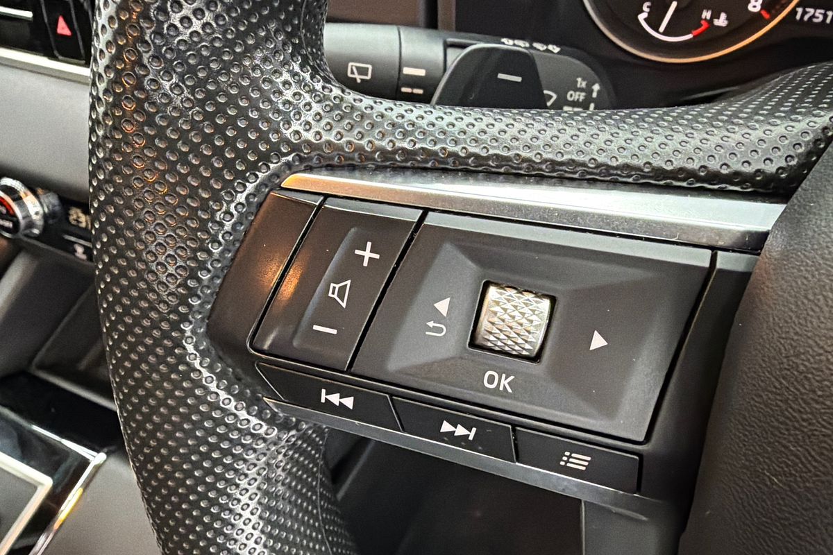 2023 Mitsubishi Outlander ES ZM