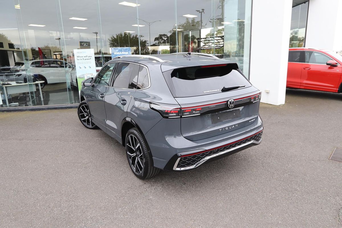 2026 Volkswagen Tiguan 200TSI eHybrid R-Line CT