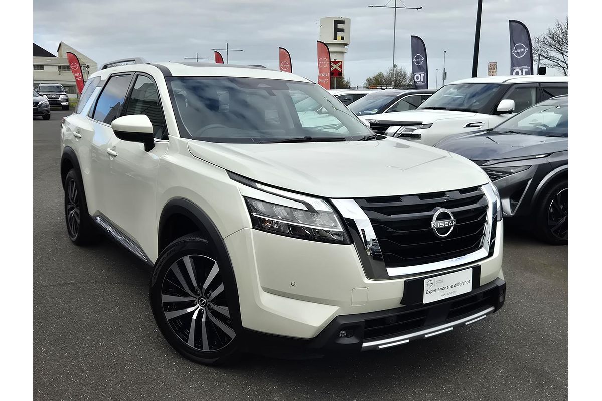 2024 Nissan Pathfinder Ti-L R53