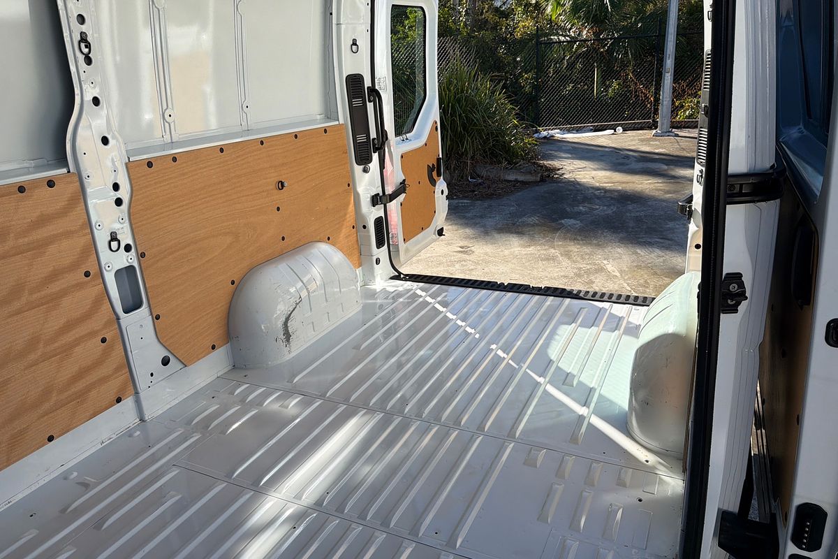 2023 Renault Master Pro 110kW X62 Phase 2 MWB Mid Roof