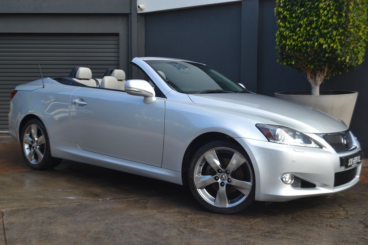 2012 Lexus IS IS250 C Sports Luxury GSE20R