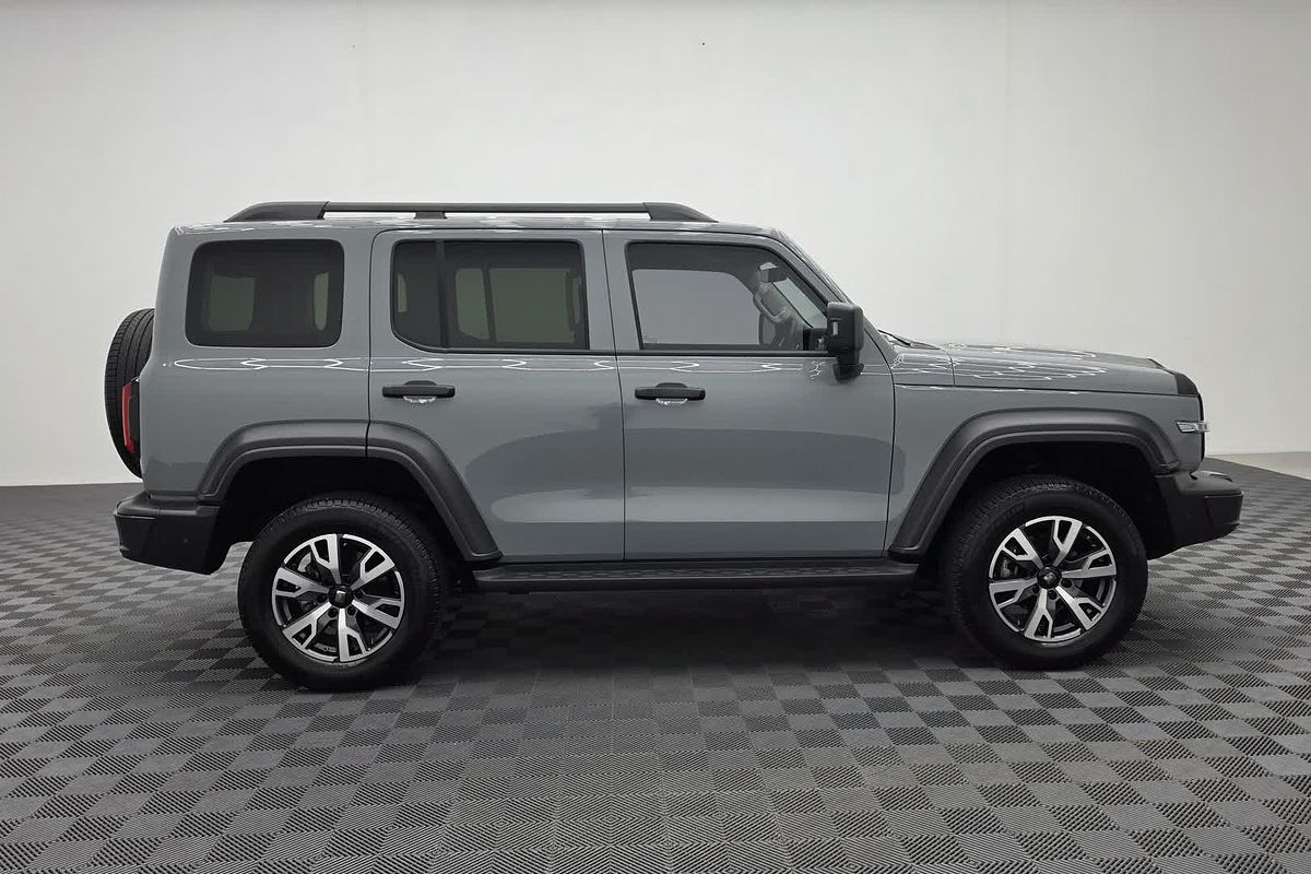 2024 GWM Tank 300 Ultra Hybrid P01
