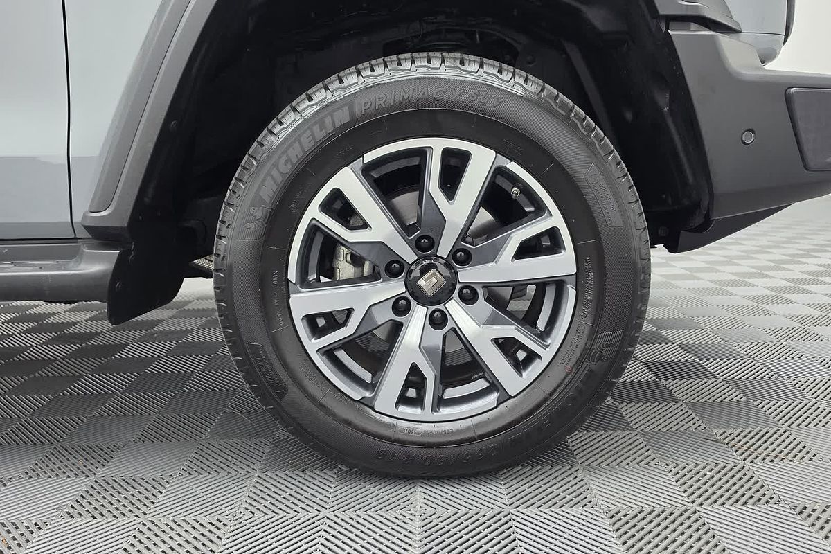 2024 GWM Tank 300 Ultra Hybrid P01