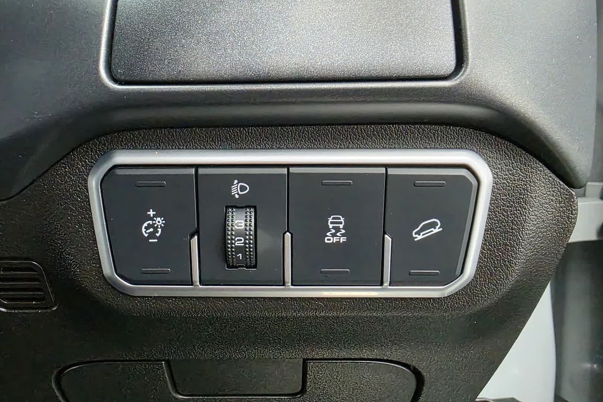 2024 GWM Tank 300 Ultra Hybrid P01