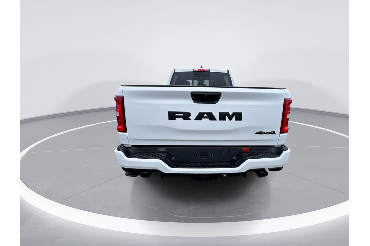 2026 RAM 1500 Express Black Edition Hurricane SO DT 4X4 SWB