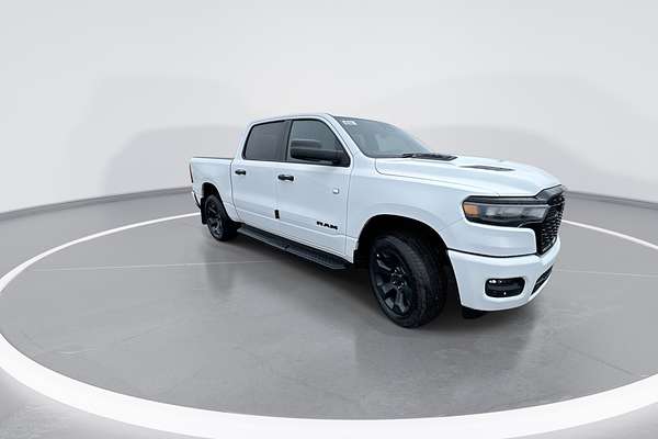 2026 RAM 1500 Express Black Edition Hurricane SO DT 4X4 SWB