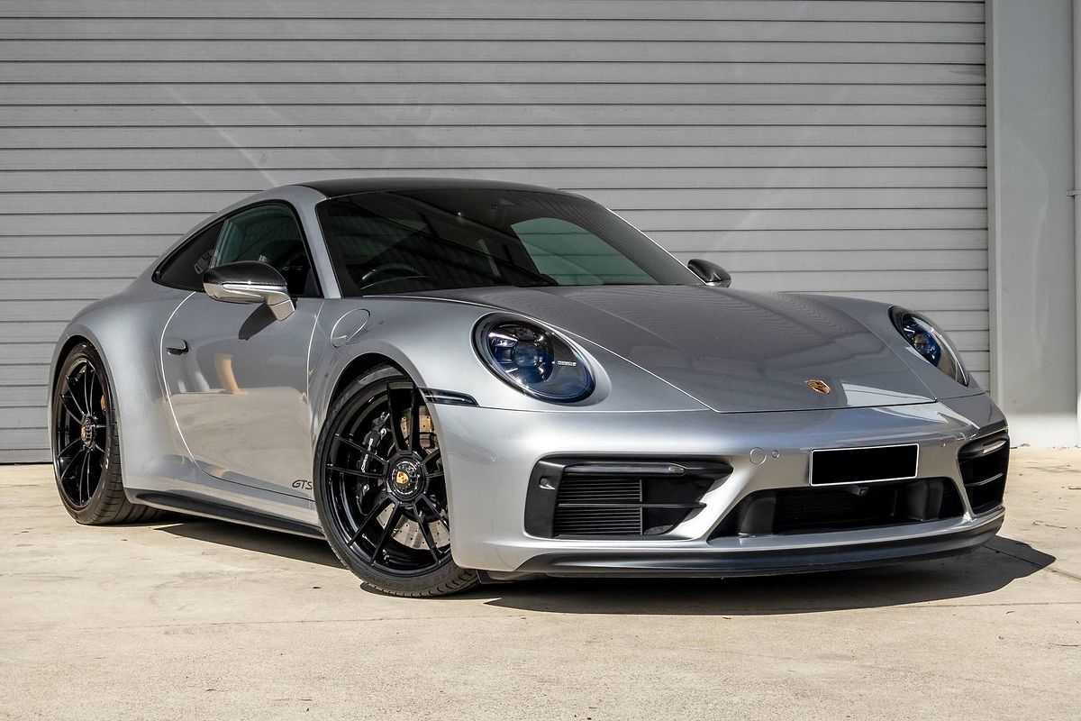 2023 Porsche 911 Carrera GTS 992