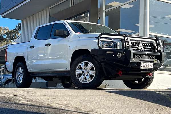 2024 Mitsubishi Triton GLX+ MV 4X4