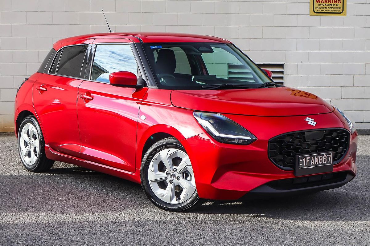 2025 Suzuki Swift Hybrid Plus UZ