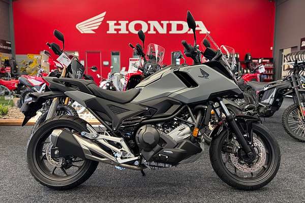 2026 Honda NC750X ABS (NC750XA) DCT