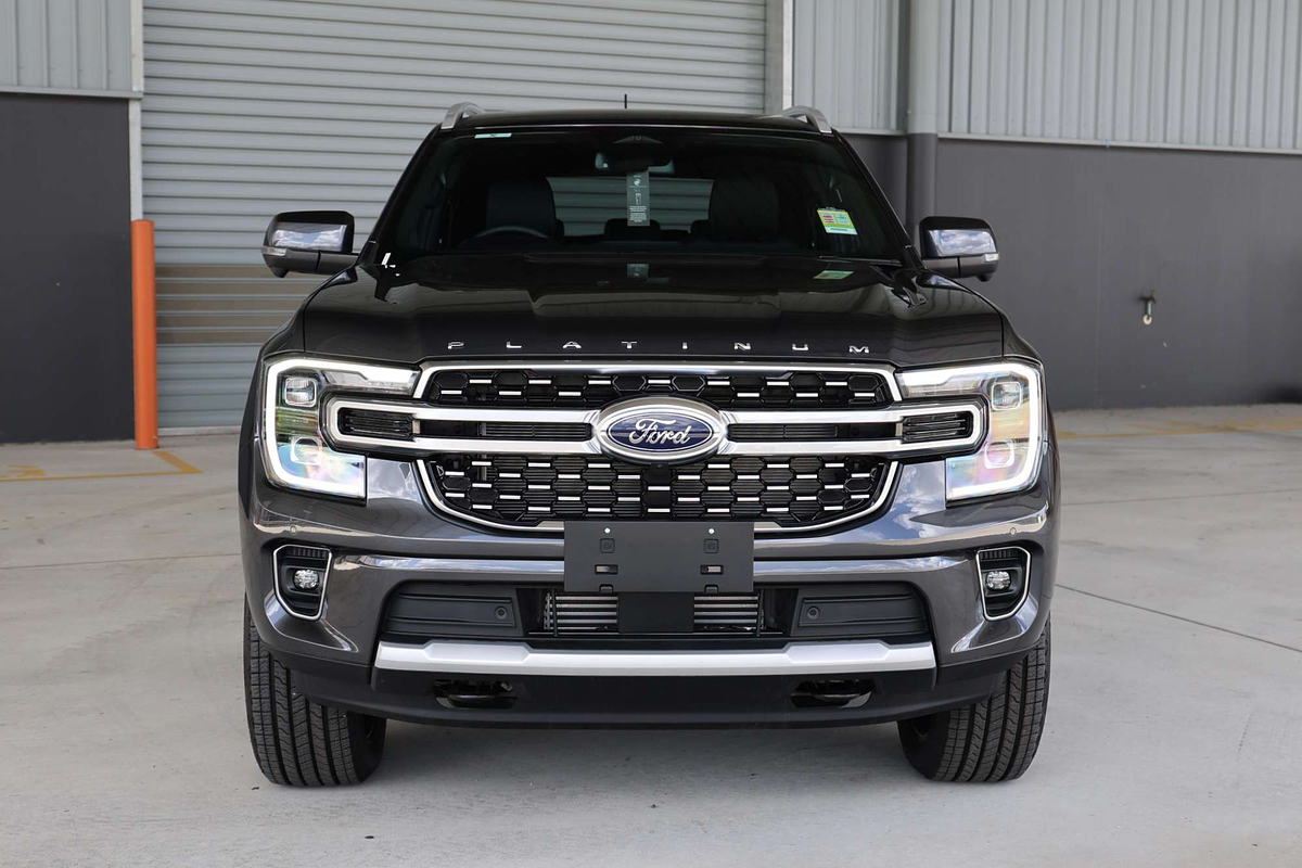 2025 Ford Everest Platinum 3.0L