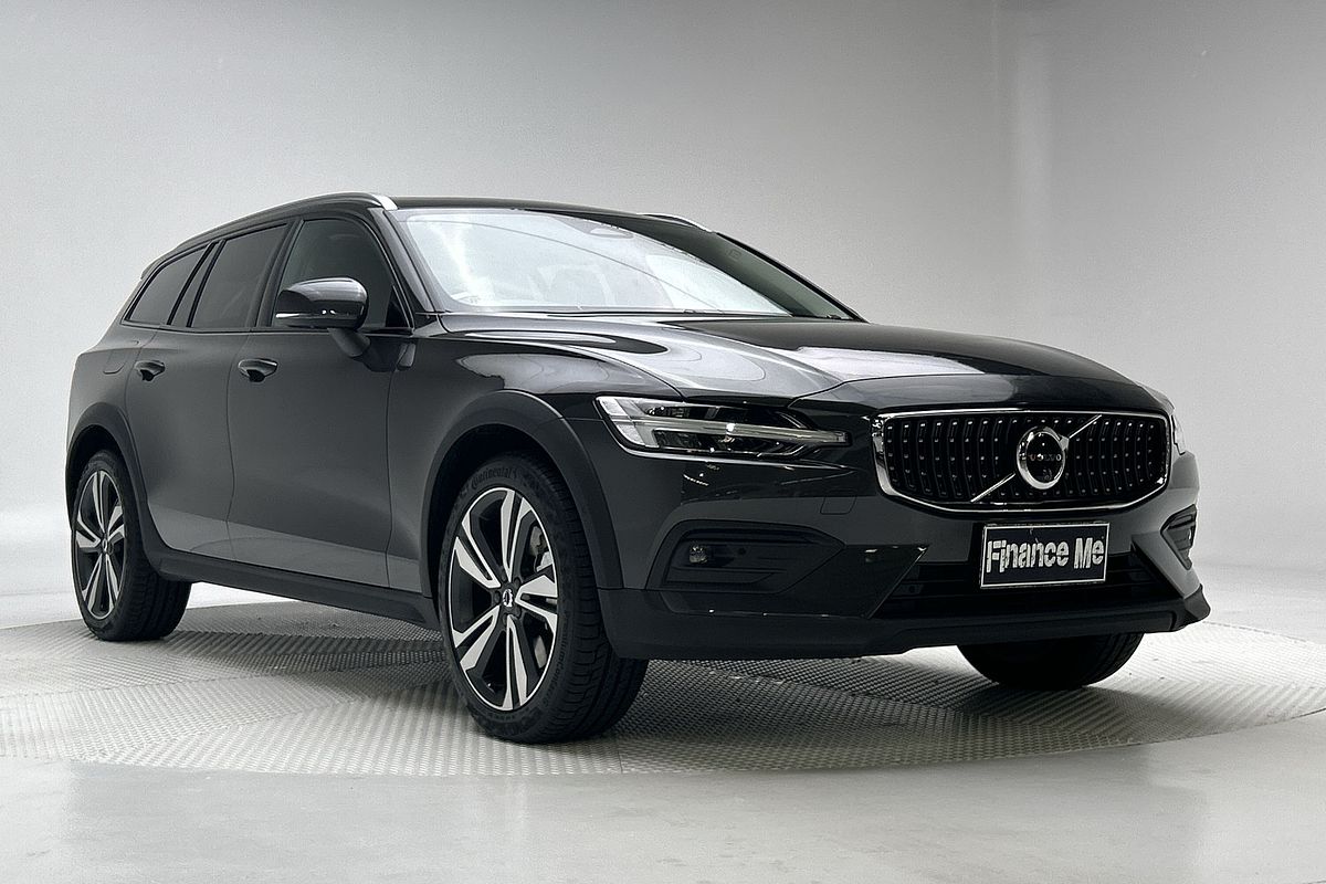 2024 Volvo V60 Cross Country Ultra B5 Bright
