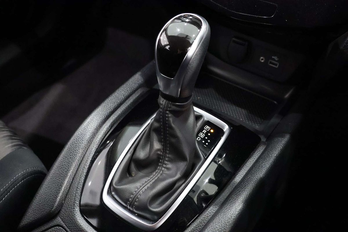 2022 Nissan X-TRAIL ST T32