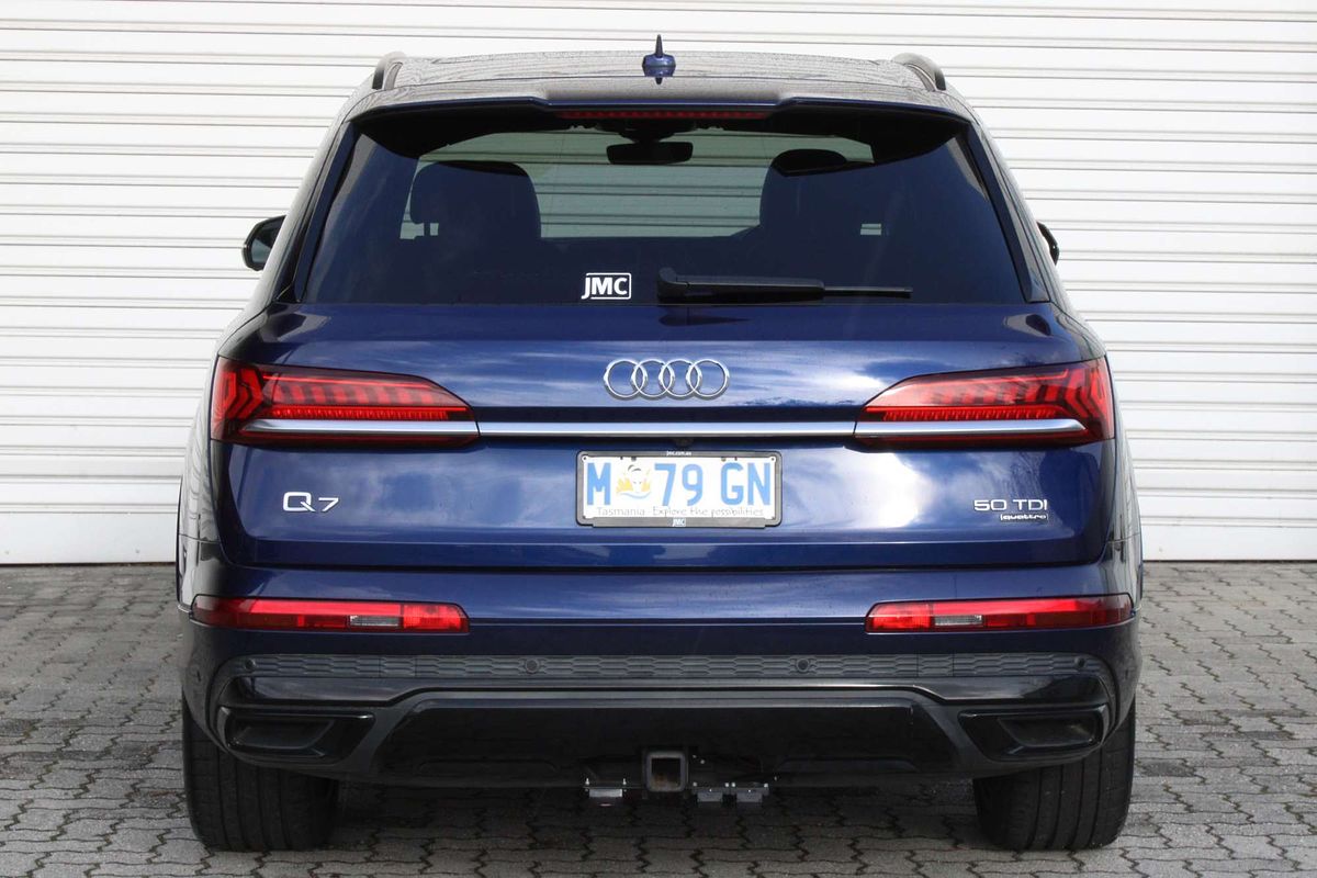 2021 Audi Q7 50 TDI S line 4M