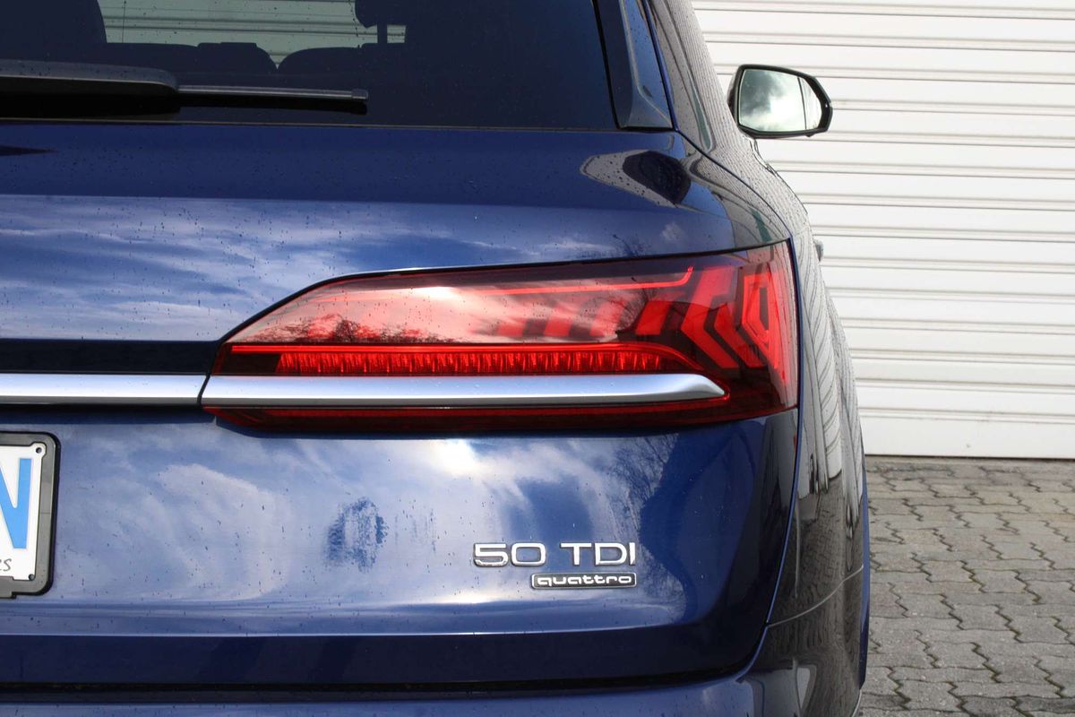 2021 Audi Q7 50 TDI S line 4M