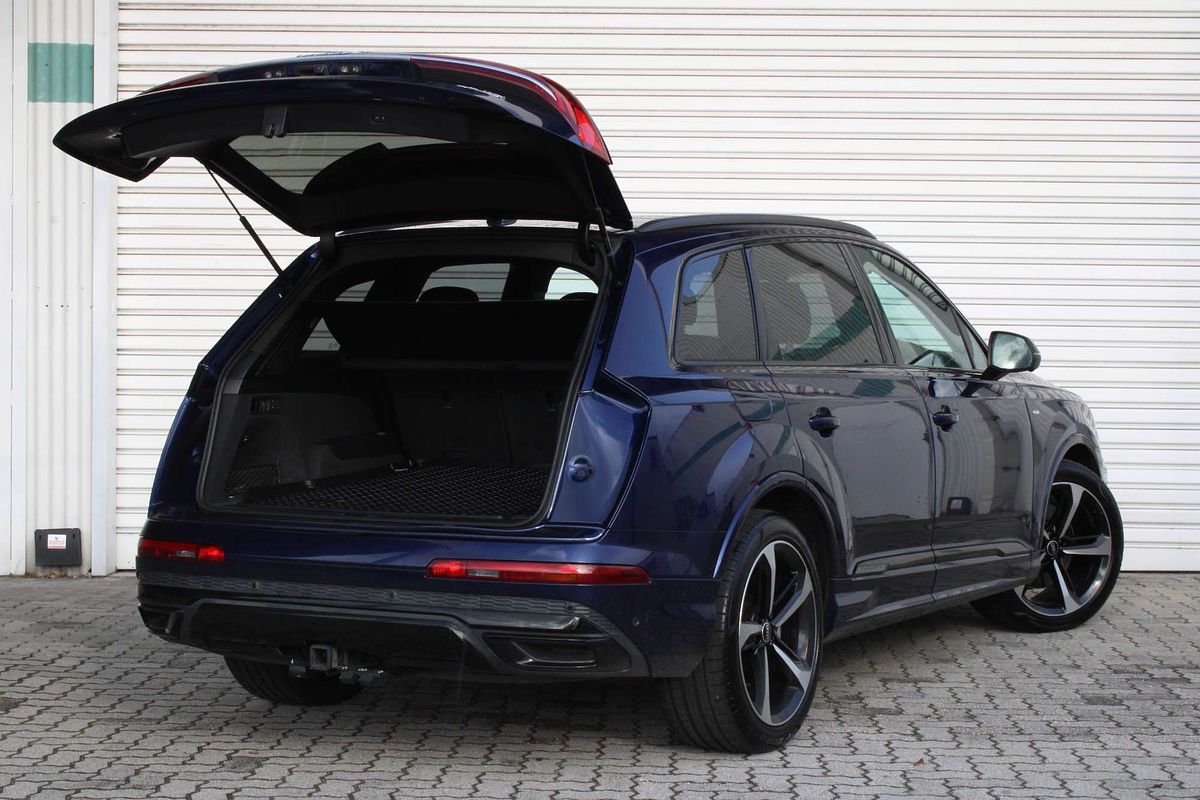2021 Audi Q7 50 TDI S line 4M