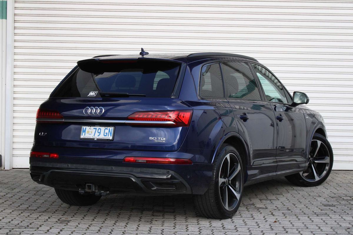 2021 Audi Q7 50 TDI S line 4M