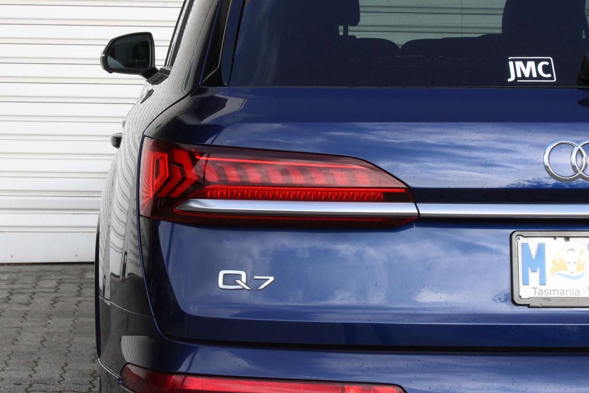 2021 Audi Q7 50 TDI S line 4M