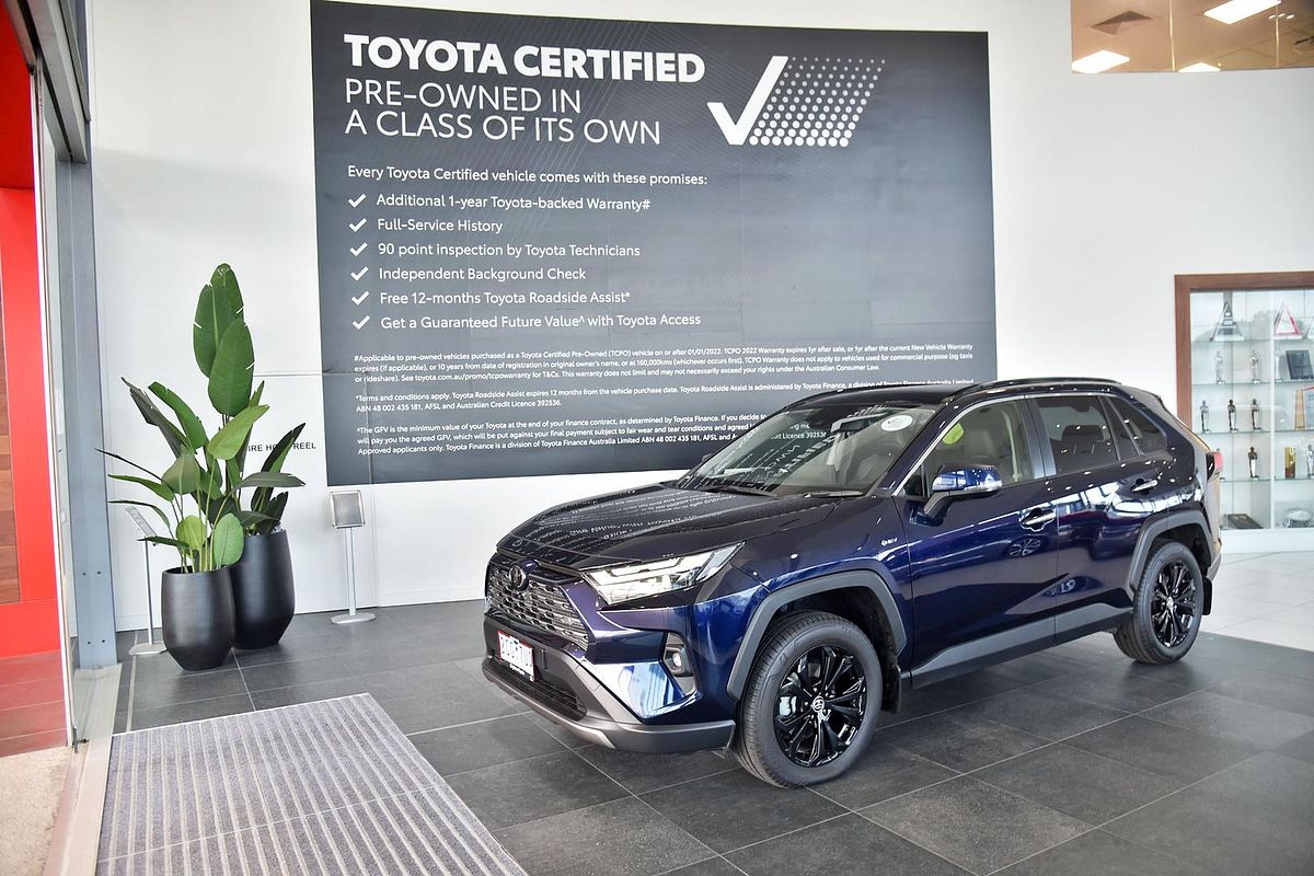 2025 Toyota RAV4 Cruiser AXAH52R