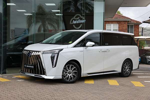 2026 GAC M8 PHEV Luxury
