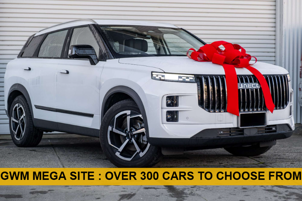 2025 OMODA JAECOO J7 Track