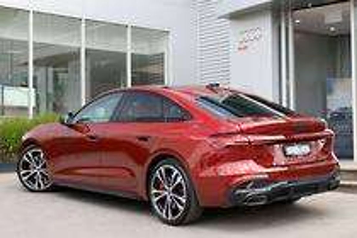 2025 Audi A5 e-hybrid S-Line B10
