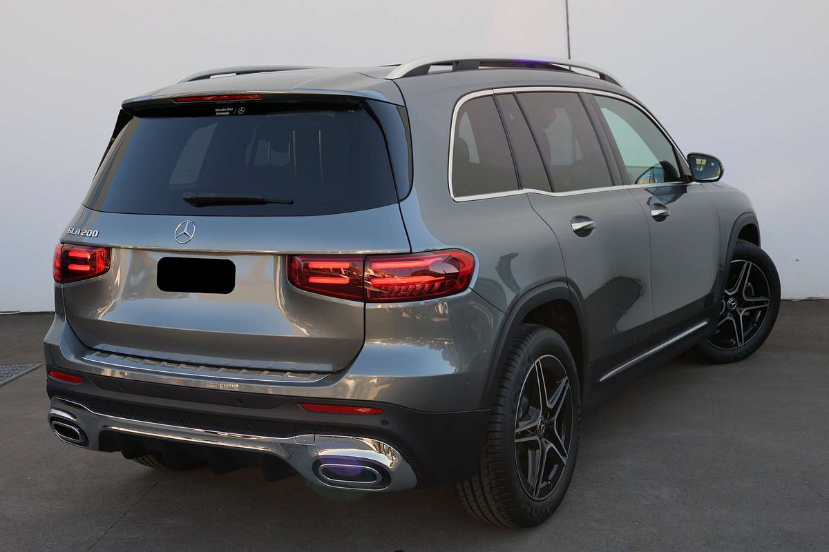 2025 Mercedes-Benz GLB-Class GLB200 X247