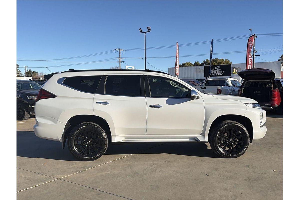 2022 Mitsubishi Pajero Sport GSR QF