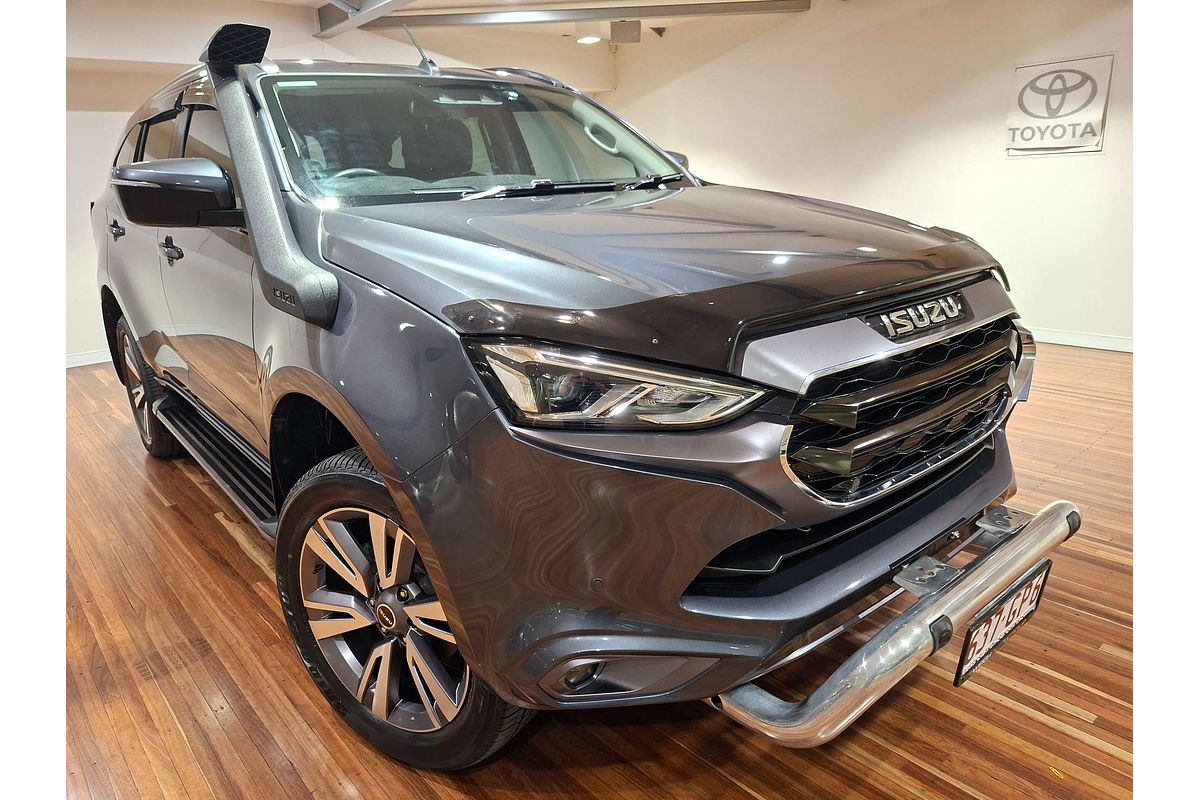 2023 Isuzu MU-X LS-T