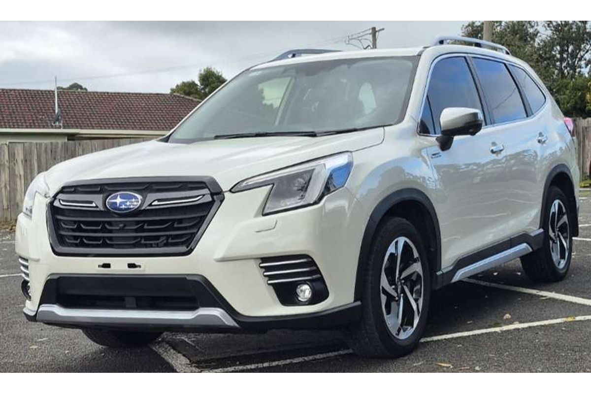 2023 Subaru Forester Hybrid S S5