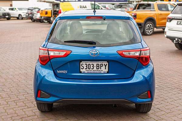2017 Toyota Yaris Ascent NCP130R thumb-6