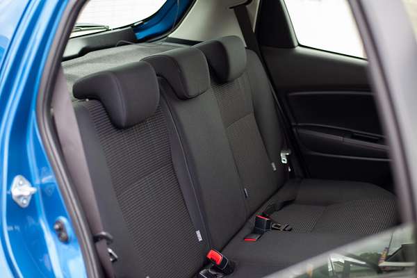 2017 Toyota Yaris Ascent NCP130R thumb-9