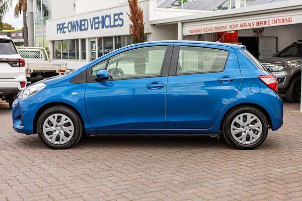 2017 Toyota Yaris Ascent NCP130R thumb-14