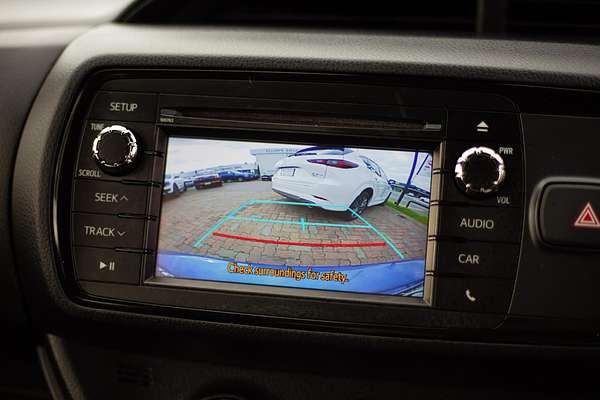 2017 Toyota Yaris Ascent NCP130R thumb-21
