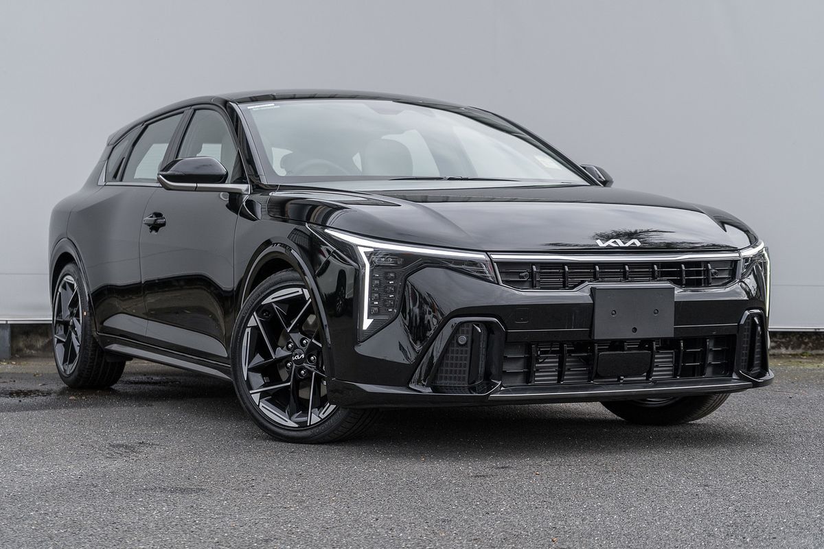 2026 Kia K4 GT-Line CL4m