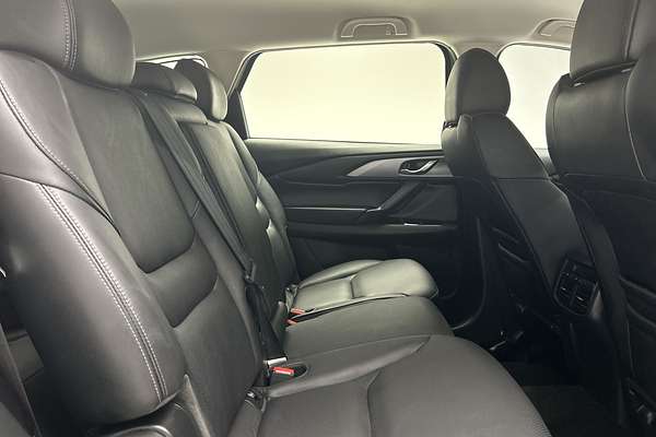 2022 Mazda CX-9 Touring TC thumb-11