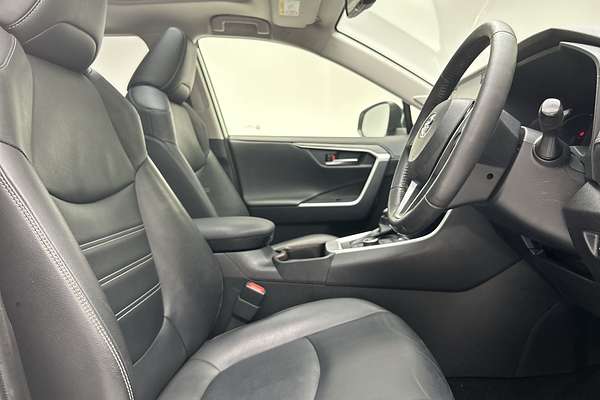 2020 Toyota RAV4 Cruiser AXAH54R thumb-12