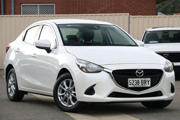2017 Mazda 2 Maxx DL Series