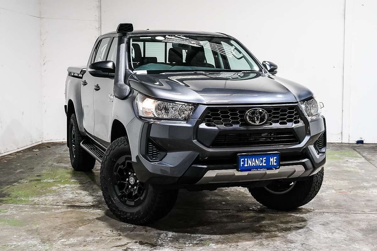 2025 Toyota Hilux SR GUN126R 4X4