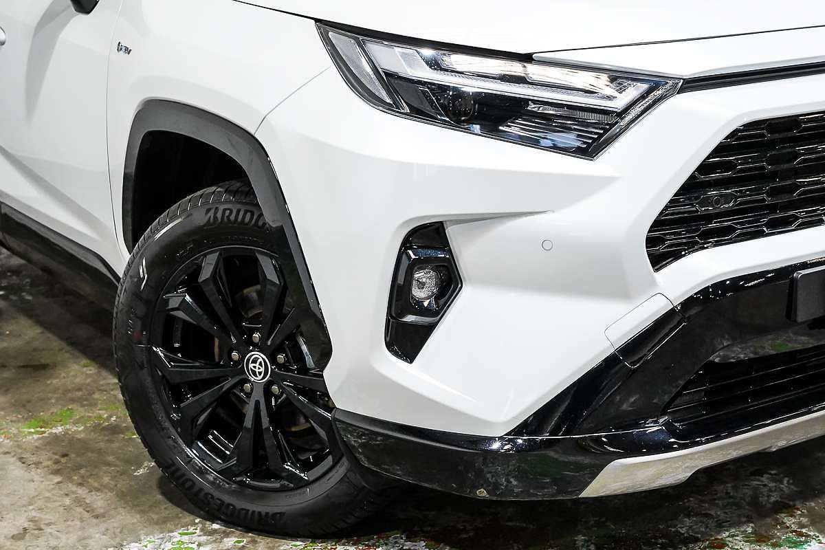 2025 Toyota RAV4 XSE AXAH54R