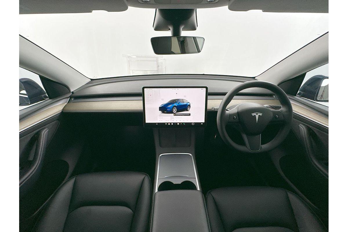 2023 Tesla Model Y Rear-Wheel Drive