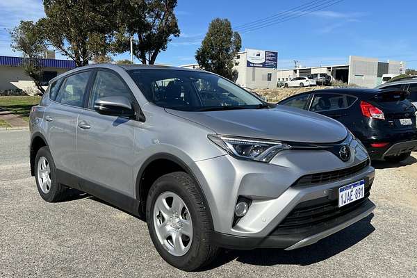 2018 Toyota RAV4 GX ZSA42R
