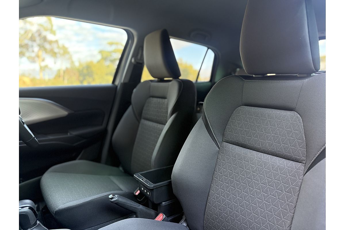 2024 Suzuki Swift Hybrid GLX UZ