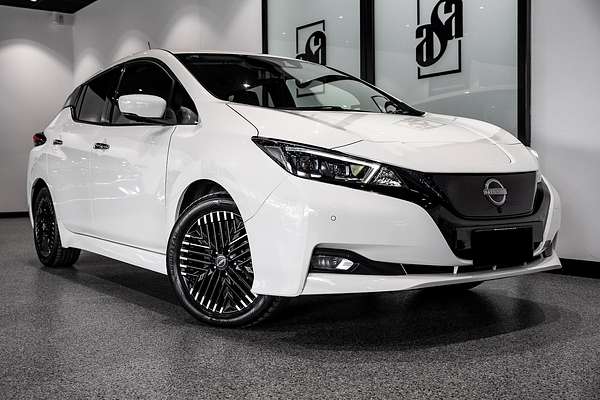 2023 Nissan LEAF ZE1