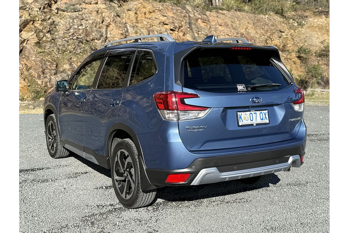 2022 Subaru Forester 2.5i-S S5